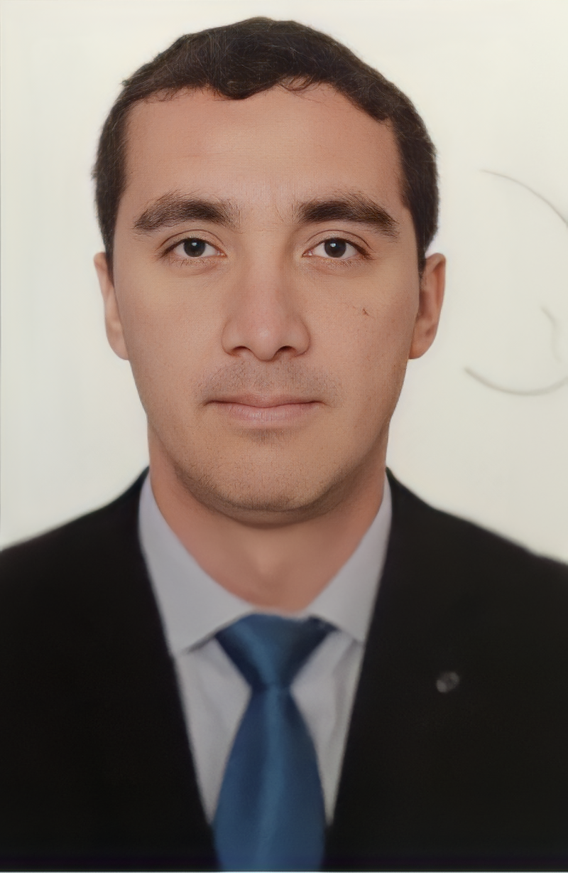 Dr. Johnny Pavic Espinoza